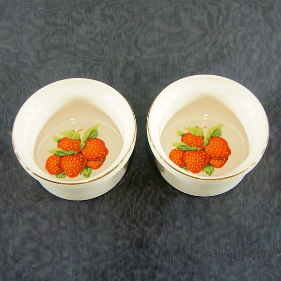 John Wagner & Sons pair of small dipping dish EUC - Picture 1 of 3